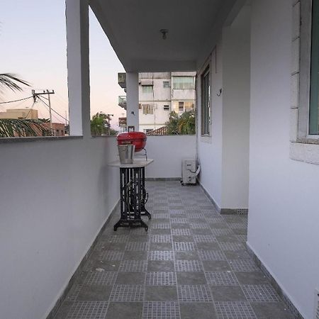 Apto a 300 metro da praia - WIFI 200MB - Netflix - Cozinha equipada - Ar condicionado Rio das Ostras Exterior foto