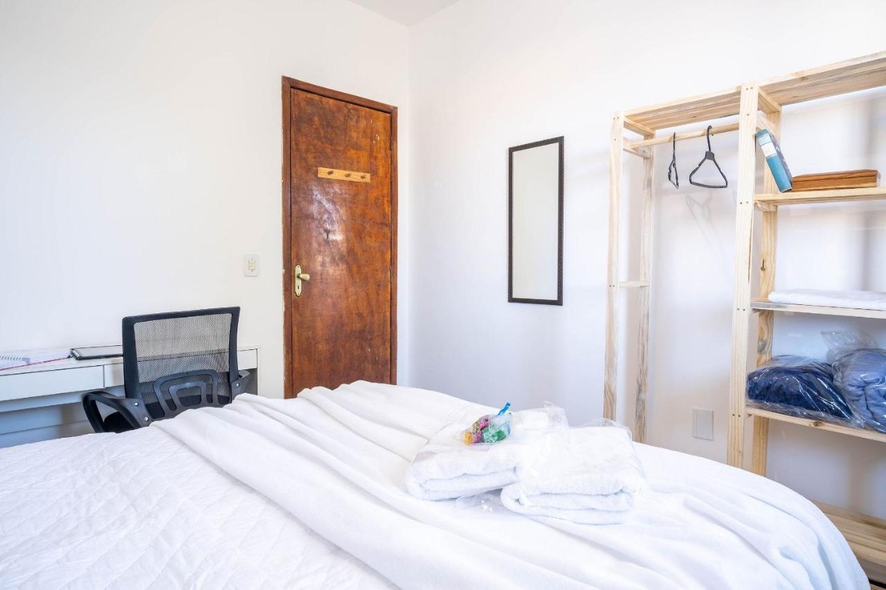 Apto a 300 metro da praia - WIFI 200MB - Netflix - Cozinha equipada - Ar condicionado Rio das Ostras Exterior foto